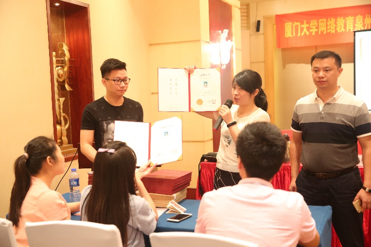 1505199854499058302.jpg 1473412091060035038.jpg